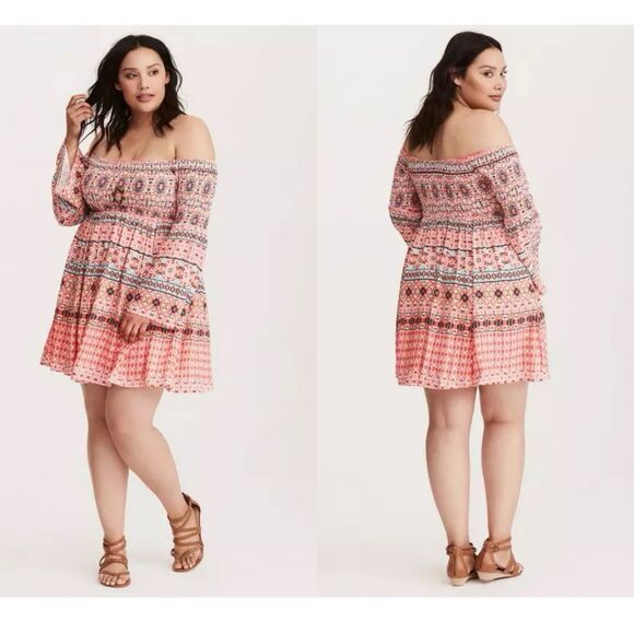 Torrid 3X Mosaic Print Smocked Bell Sleeve Mini Dress Off Shoulder Boho Rayon - Picture 1 of 8